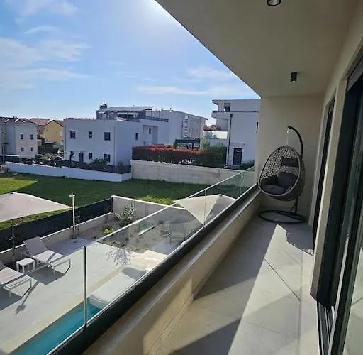 فيلة Chandra Villa, Stylish Seaside With Private Salt 10 M Pool Novigrad Istria