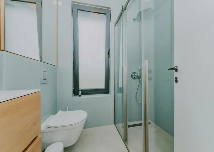 Chandra Villa, Stylish Seaside With Private Salt 10 M Pool * Novigrad Istria