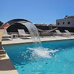 Вилла Chandra Villa, Stylish Seaside With Private Salt 10 M Pool *
