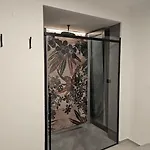 Chandra Villa, Stylish Seaside With Private Salt 10 M Pool Вилла Новиград